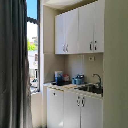 Urban Retreat Apartments Тирана Екстер'єр фото