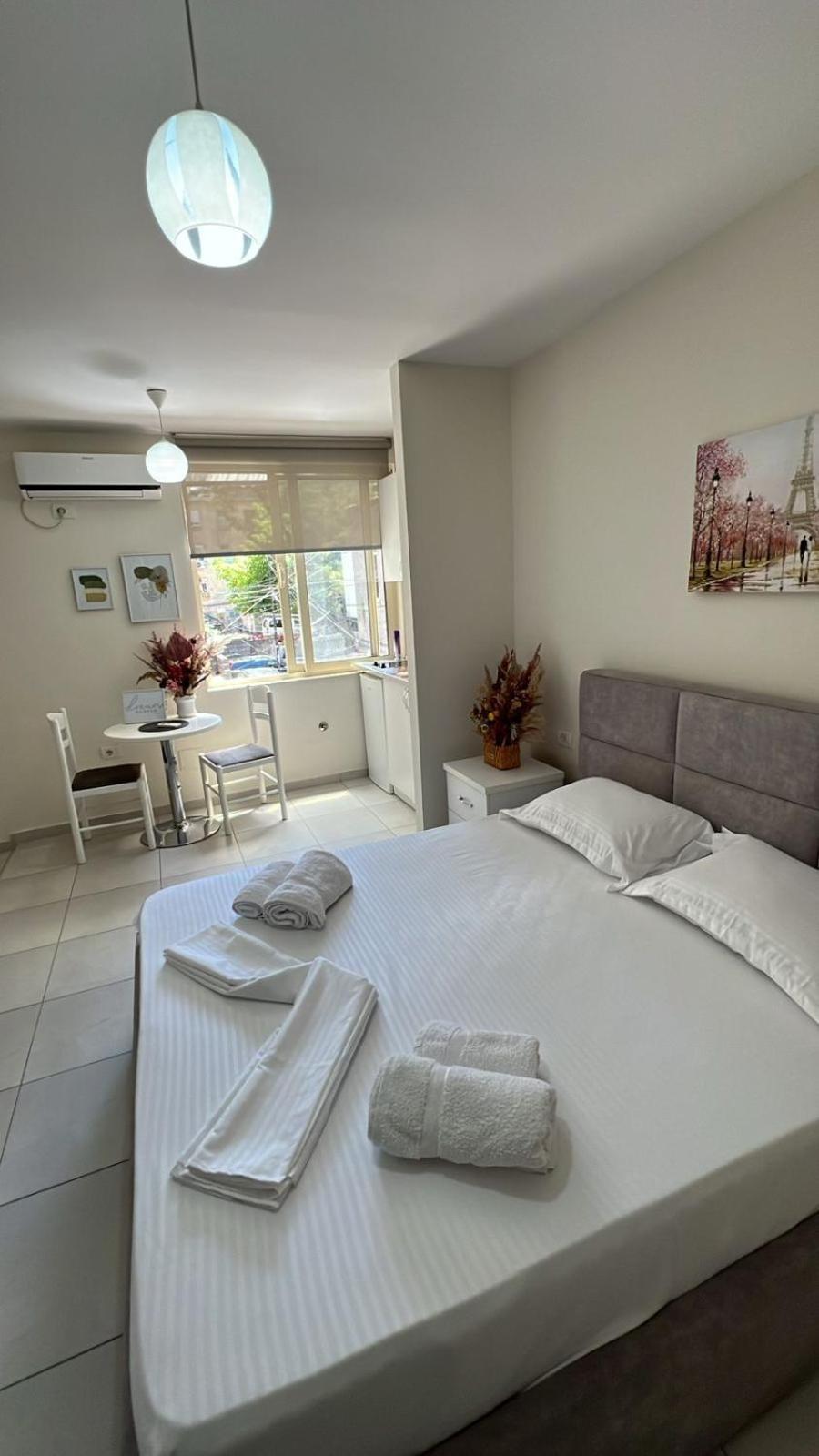 Urban Retreat Apartments Тирана Екстер'єр фото