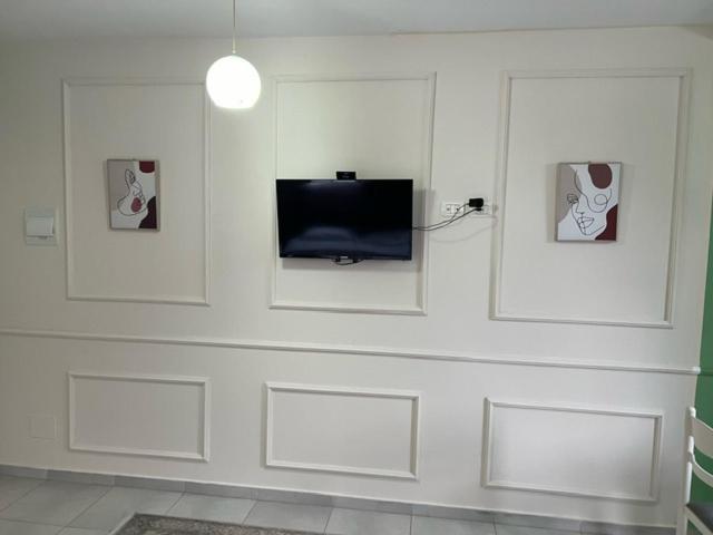 Urban Retreat Apartments Тирана Екстер'єр фото